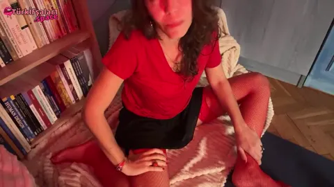 Karolin Fisakci private live show leaks and explicit content